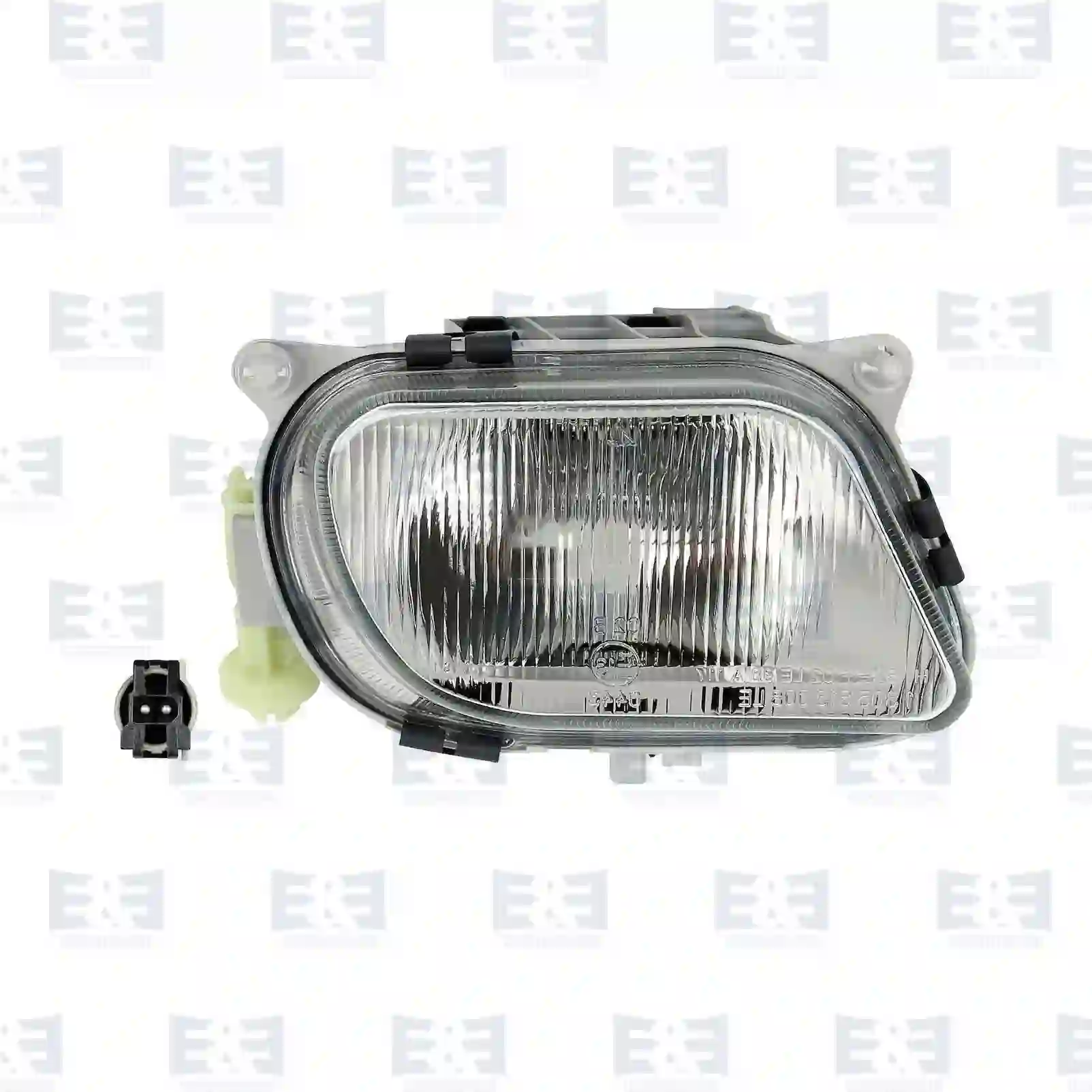  Fog lamp, right || E&E Truck Spare Parts | Truck Spare Parts, Auotomotive Spare Parts